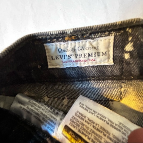 Vintage Levi’s 501 black acid wash cut off shorts size extra small 24 inch waist - Picture 4 of 7